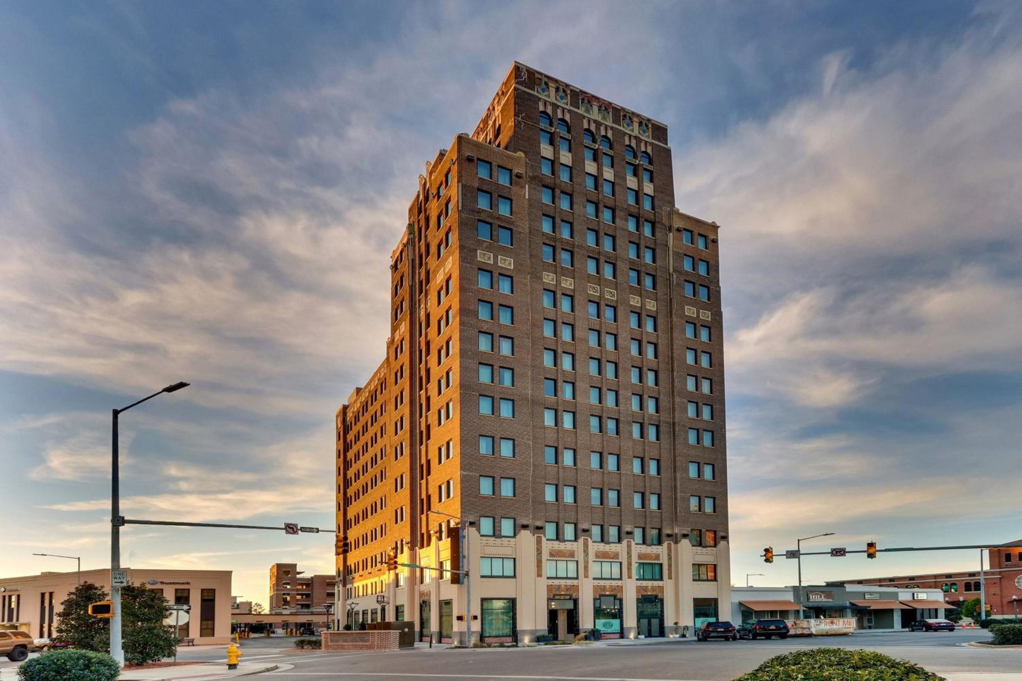 The Threefoot Hotel, Meridian, A Tribute Portfolio Hotel Bagian luar foto